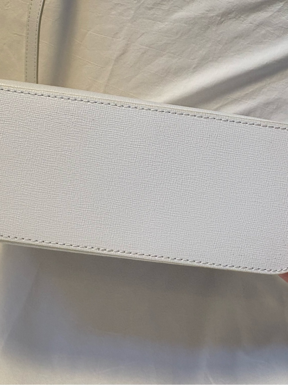 Vintage & very rare COACH 3 pill case. Light Blue Monogram "C". Size is 4" X 3". - Picture 4 of 4